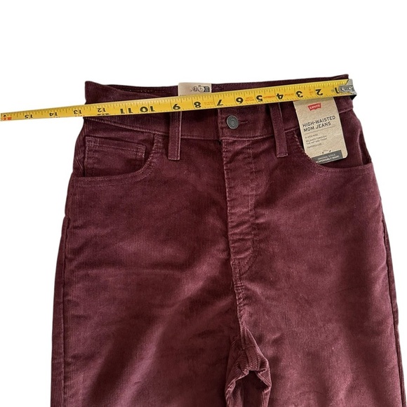 Levi's High Waisted High Rise Relaxed Mom Jean Size 26 NWT - Picture 8 of 17